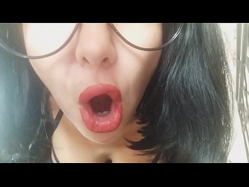 ❤️ Mel, tuum stepmom non dimittam te hodie ad scholam ... Te nimium requiro... Russian porn at la.dewporn.ru